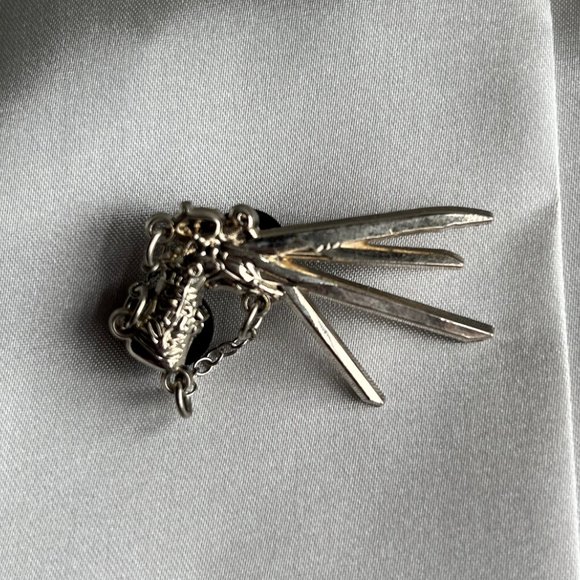 Jewelry - Edward Scissorhands Silver Metal Pin